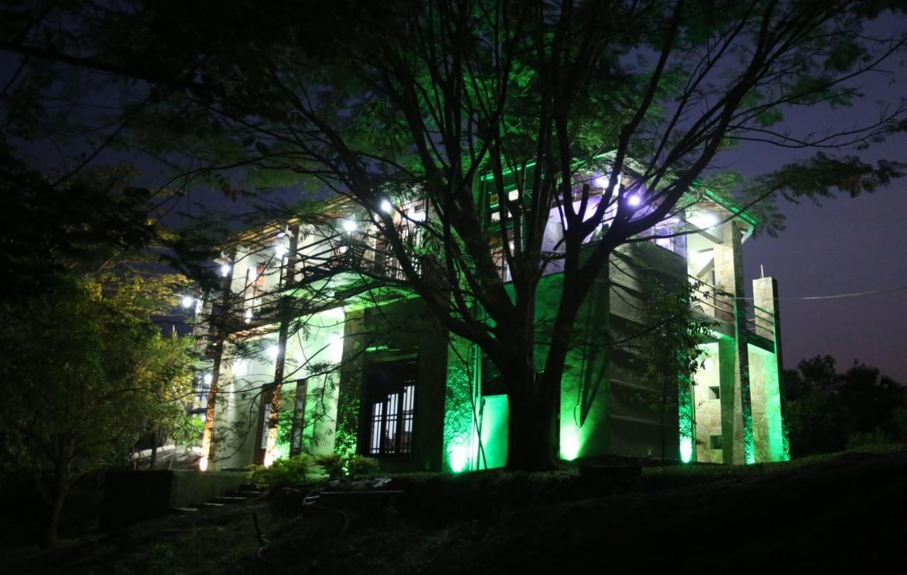 Green Castle Kandy 호텔 외부 사진